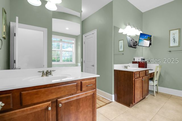 29 Lakes Xing, Bluffton, SC 29910