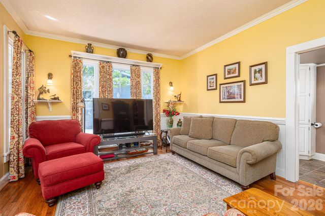 314 S Cedar Street, Lincolnton, NC 28092