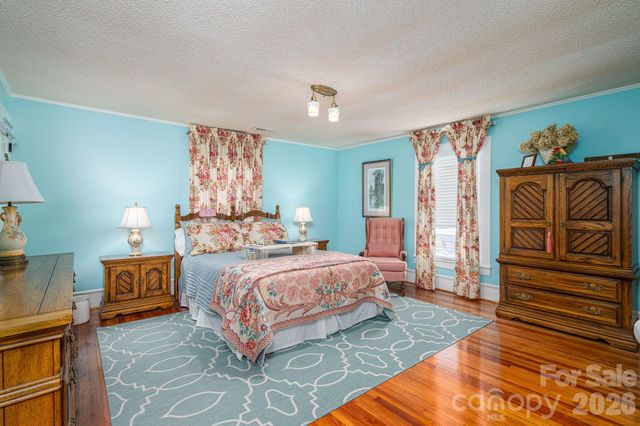 314 S Cedar Street, Lincolnton, NC 28092