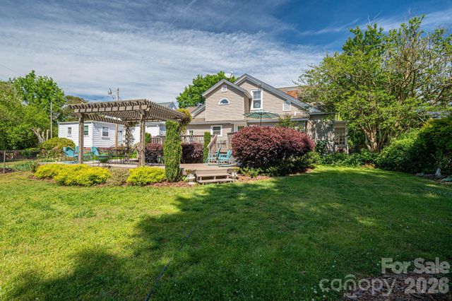 314 S Cedar Street, Lincolnton, NC 28092