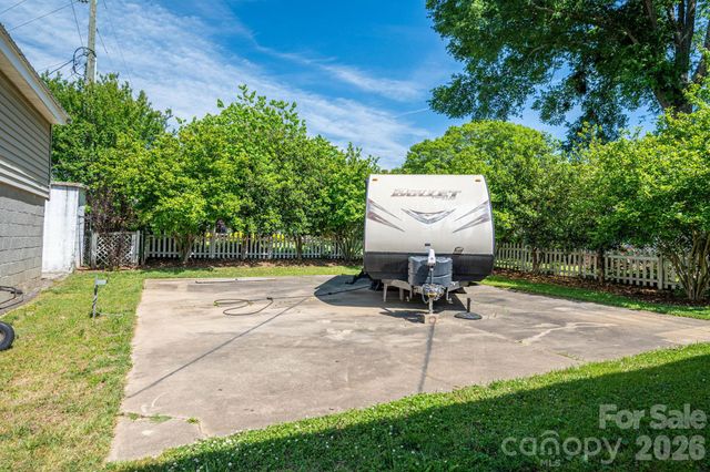 314 S Cedar Street, Lincolnton, NC 28092