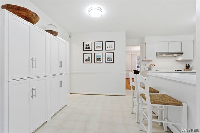 80 Andover Lane, Amherst, NY 14221