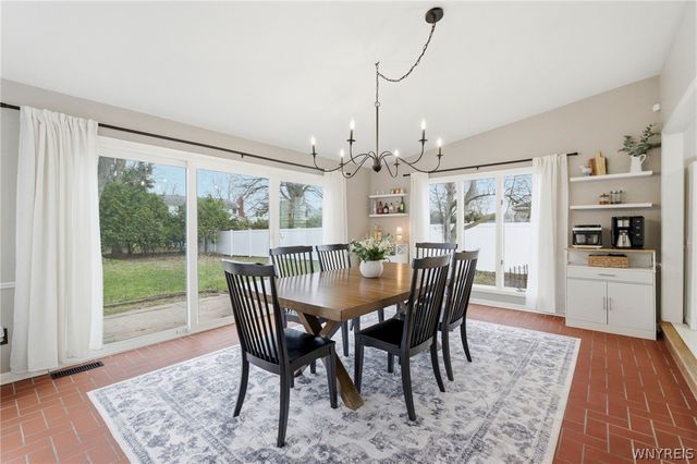 80 Andover Lane, Amherst, NY 14221