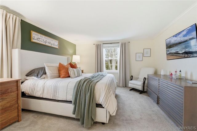 80 Andover Lane, Amherst, NY 14221