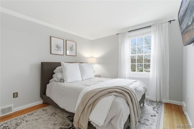 80 Andover Lane, Amherst, NY 14221