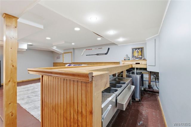 80 Andover Lane, Amherst, NY 14221