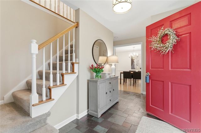 80 Andover Lane, Amherst, NY 14221