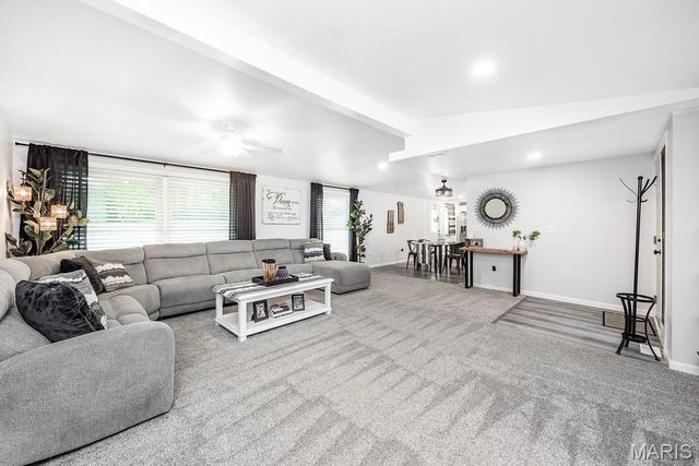 105 Lowell Court, Shiloh, IL 62269