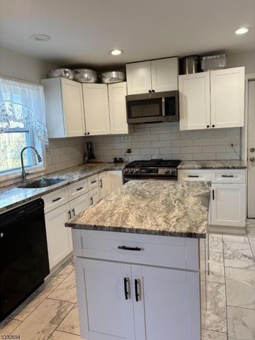 34 Fitzrandolph Rd, West Orange Twp., NJ 07052
