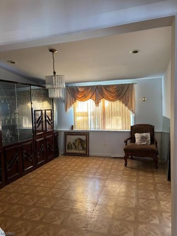 34 Fitzrandolph Rd, West Orange Twp., NJ 07052