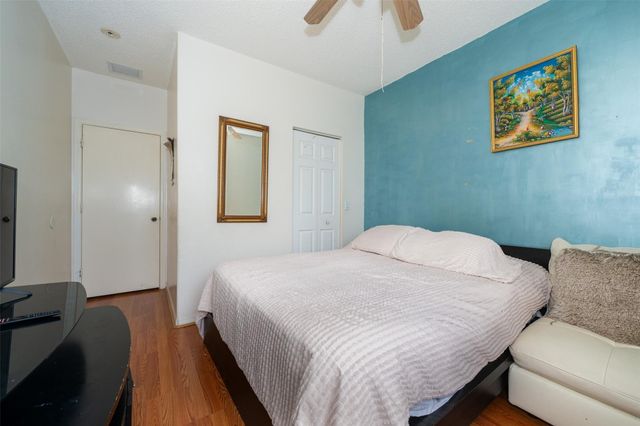 2257 NW 77th Terrace, Pembroke Pines, FL 33024