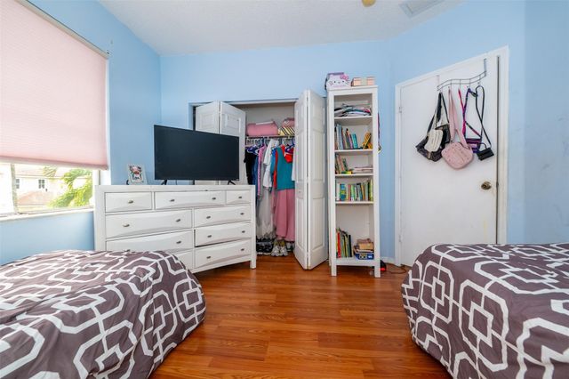 2257 NW 77th Terrace, Pembroke Pines, FL 33024