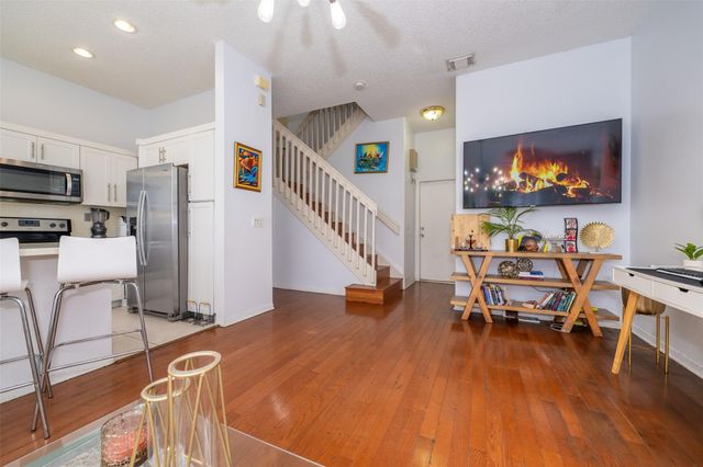 2257 NW 77th Terrace, Pembroke Pines, FL 33024