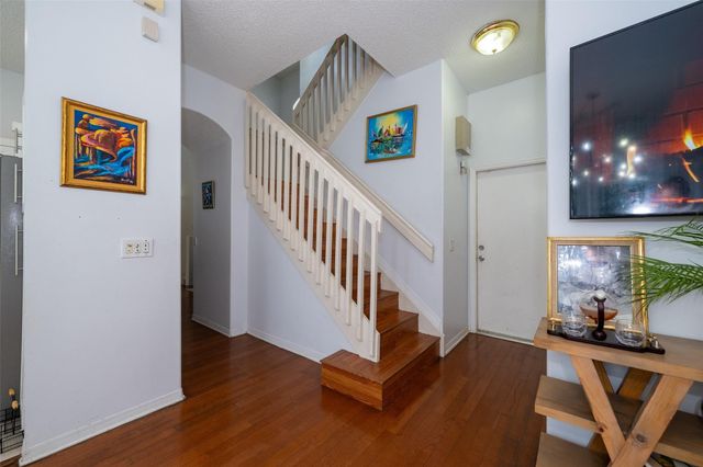 2257 NW 77th Terrace, Pembroke Pines, FL 33024