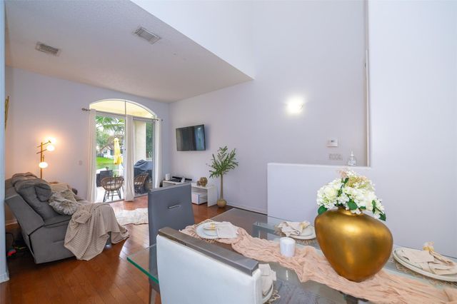 2257 NW 77th Terrace, Pembroke Pines, FL 33024