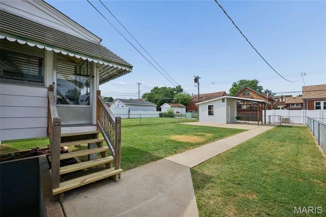 5312 Robert Avenue, St Louis, MO 63109
