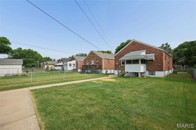5312 Robert Avenue, St Louis, MO 63109