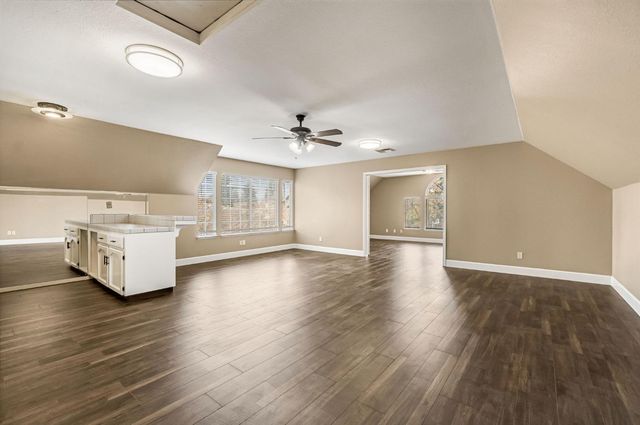 2034 Wrenwood Avenue, Clovis, CA 93611