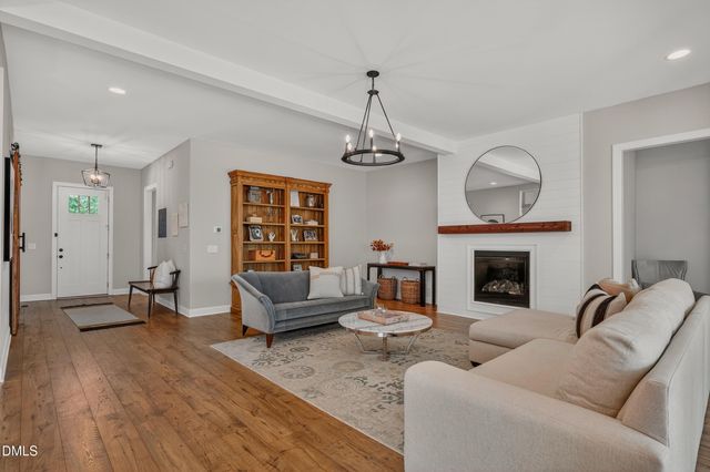 210 Lookout Ridge, Pittsboro, NC 27312