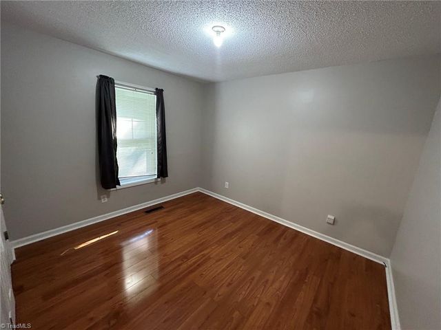 5710 Country Lane, Greensboro, NC 27410