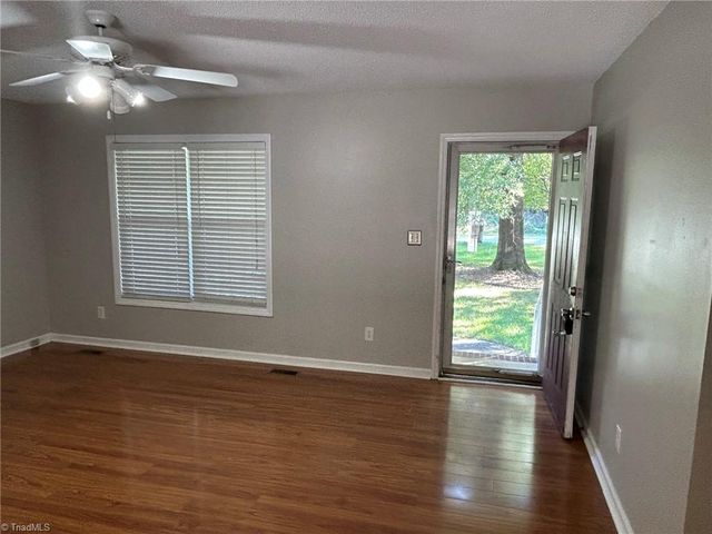 5710 Country Lane, Greensboro, NC 27410