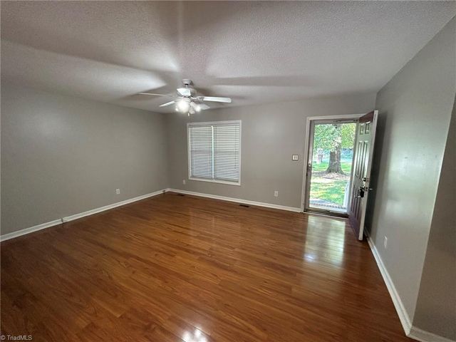 5710 Country Lane, Greensboro, NC 27410