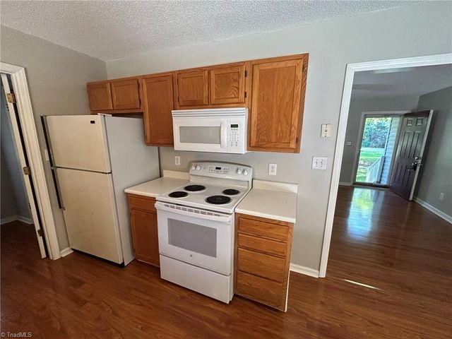 5710 Country Lane, Greensboro, NC 27410