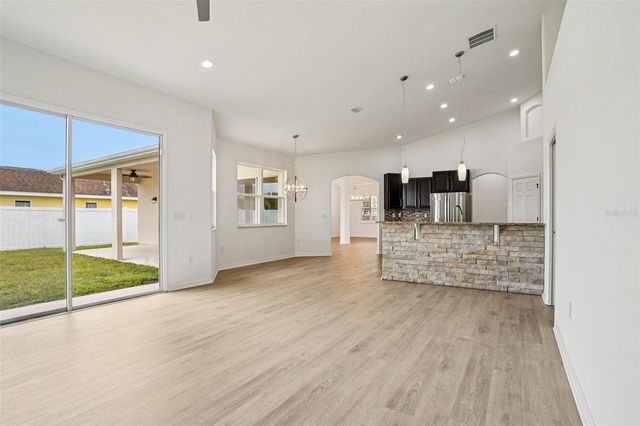 12371 NE 48TH CIRCLE, Oxford, FL 34484