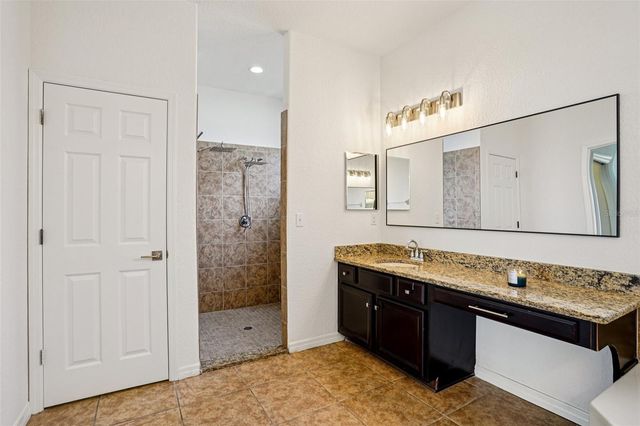 12371 NE 48TH CIRCLE, Oxford, FL 34484