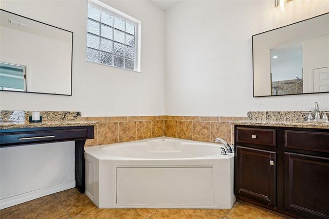 12371 NE 48TH CIRCLE, Oxford, FL 34484