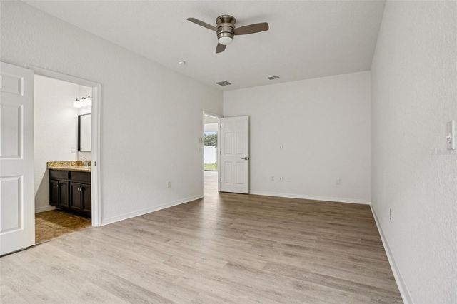 12371 NE 48TH CIRCLE, Oxford, FL 34484