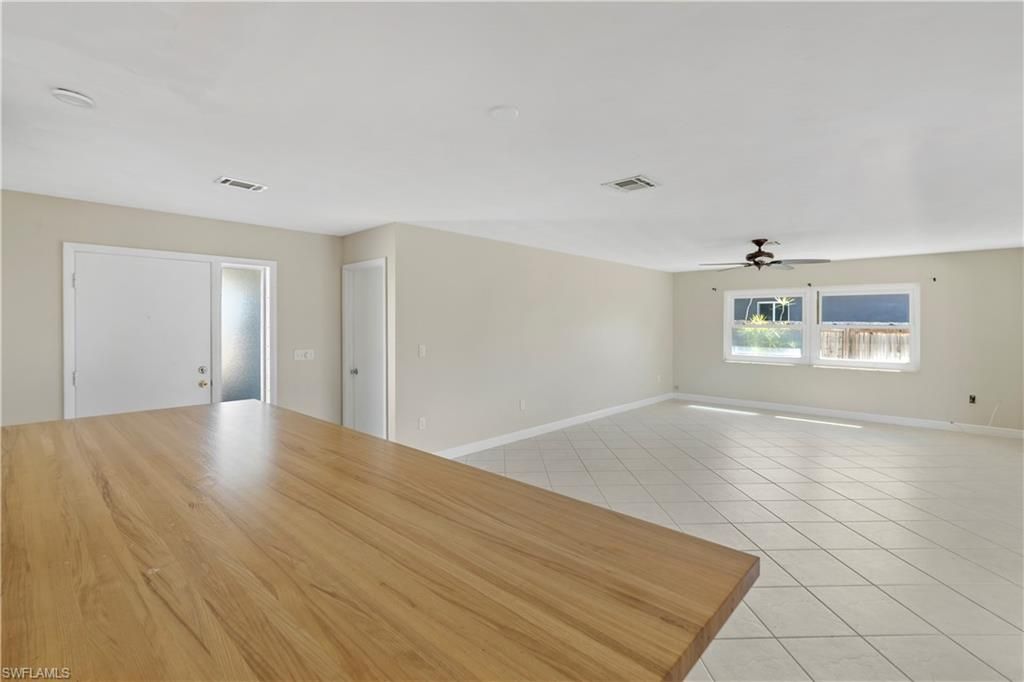 2366 Woodland TER, FORT MYERS, FL 33907 — photo 2