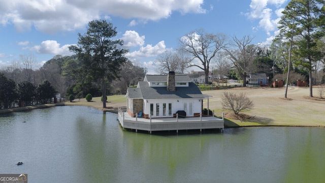 332 Creekview Way, Dallas, GA 30132