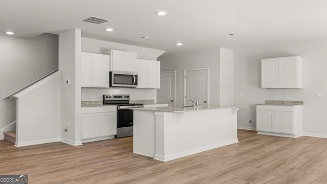 332 Creekview Way, Dallas, GA 30132
