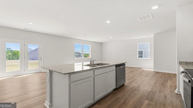 332 Creekview Way, Dallas, GA 30132
