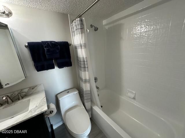 2700 Ocean Shore Blvd Apt 301, Ormond Beach, FL 32176