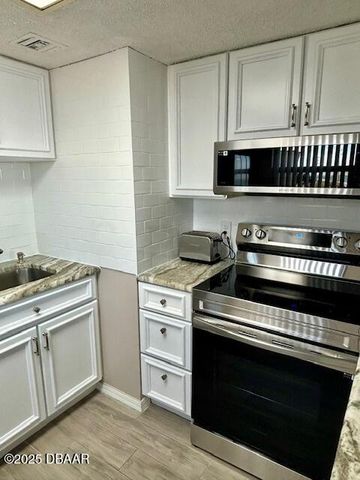 2700 Ocean Shore Blvd Apt 301, Ormond Beach, FL 32176