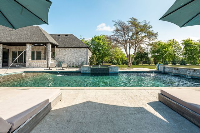 930 Harbour Oaks Court, Fairview, TX 75069