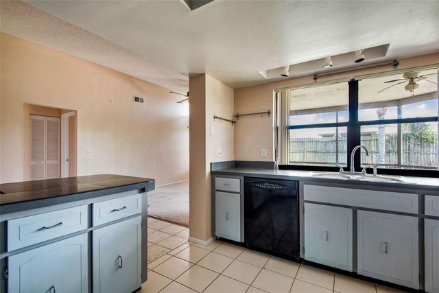 8425 CORNEY DRIVE, Port Richey, FL 34668