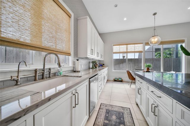 1510 Johanna Drive, Houston, TX 77055
