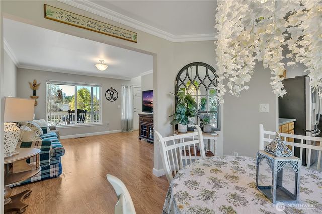494 Flower Meadows Street, Port Orchard, WA 98366