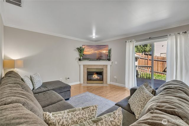 494 Flower Meadows Street, Port Orchard, WA 98366