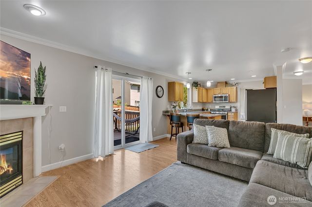 494 Flower Meadows Street, Port Orchard, WA 98366