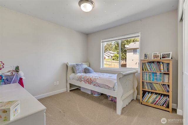 494 Flower Meadows Street, Port Orchard, WA 98366