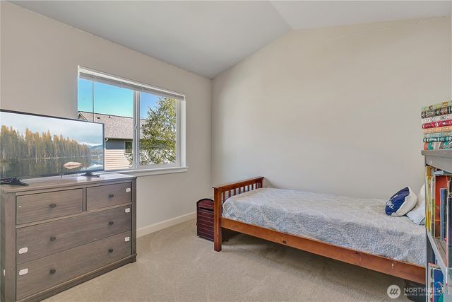 494 Flower Meadows Street, Port Orchard, WA 98366