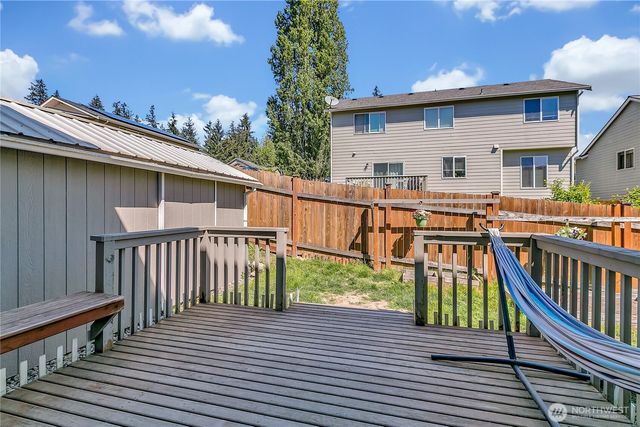 494 Flower Meadows Street, Port Orchard, WA 98366