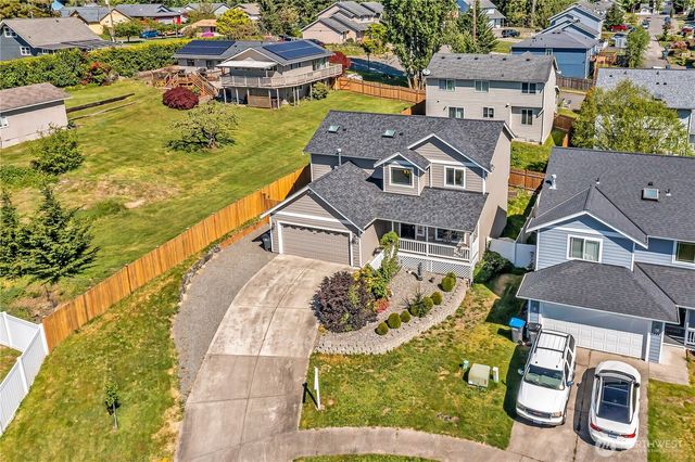 494 Flower Meadows Street, Port Orchard, WA 98366