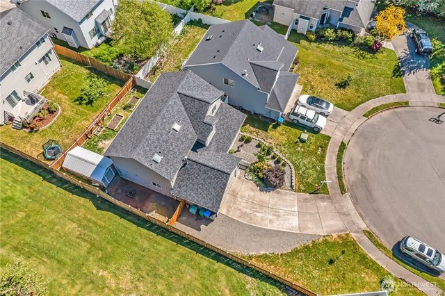 494 Flower Meadows Street, Port Orchard, WA 98366