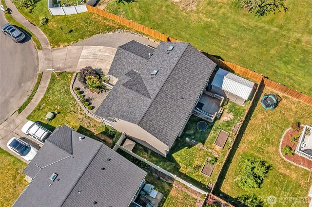 494 Flower Meadows Street, Port Orchard, WA 98366
