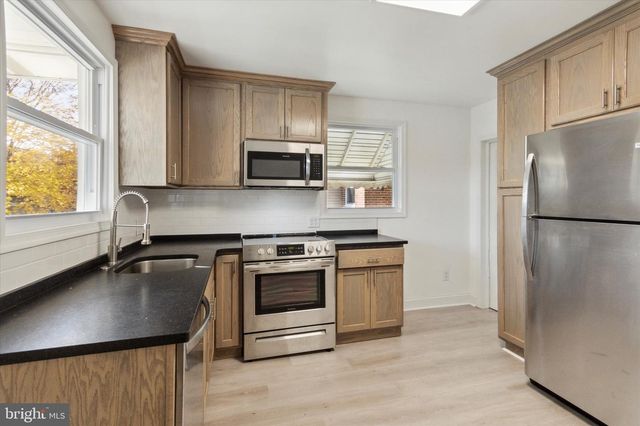 703 MEDIA PKWY, Wallingford, PA 19086
